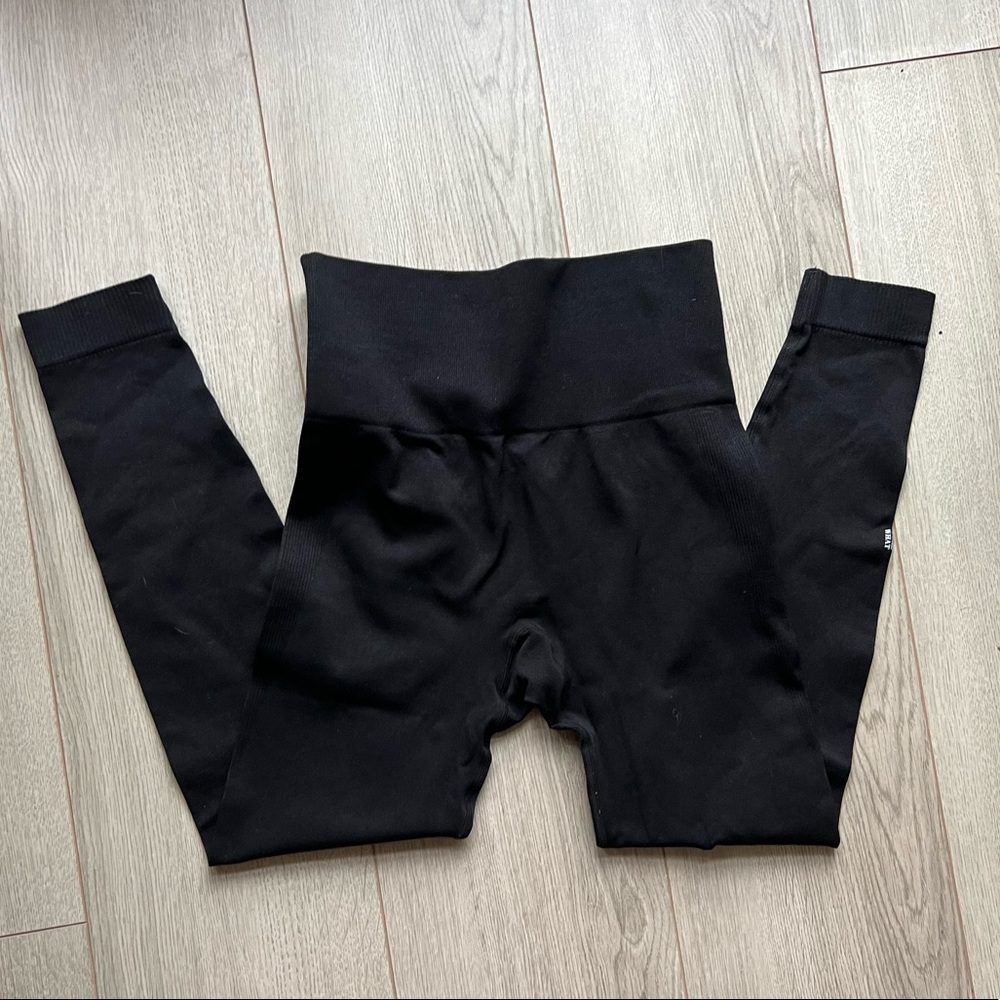 WeWoreWhat leggings